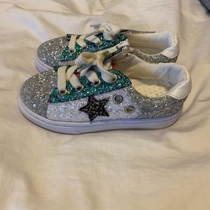 Lola & the Boys girls star sneakers